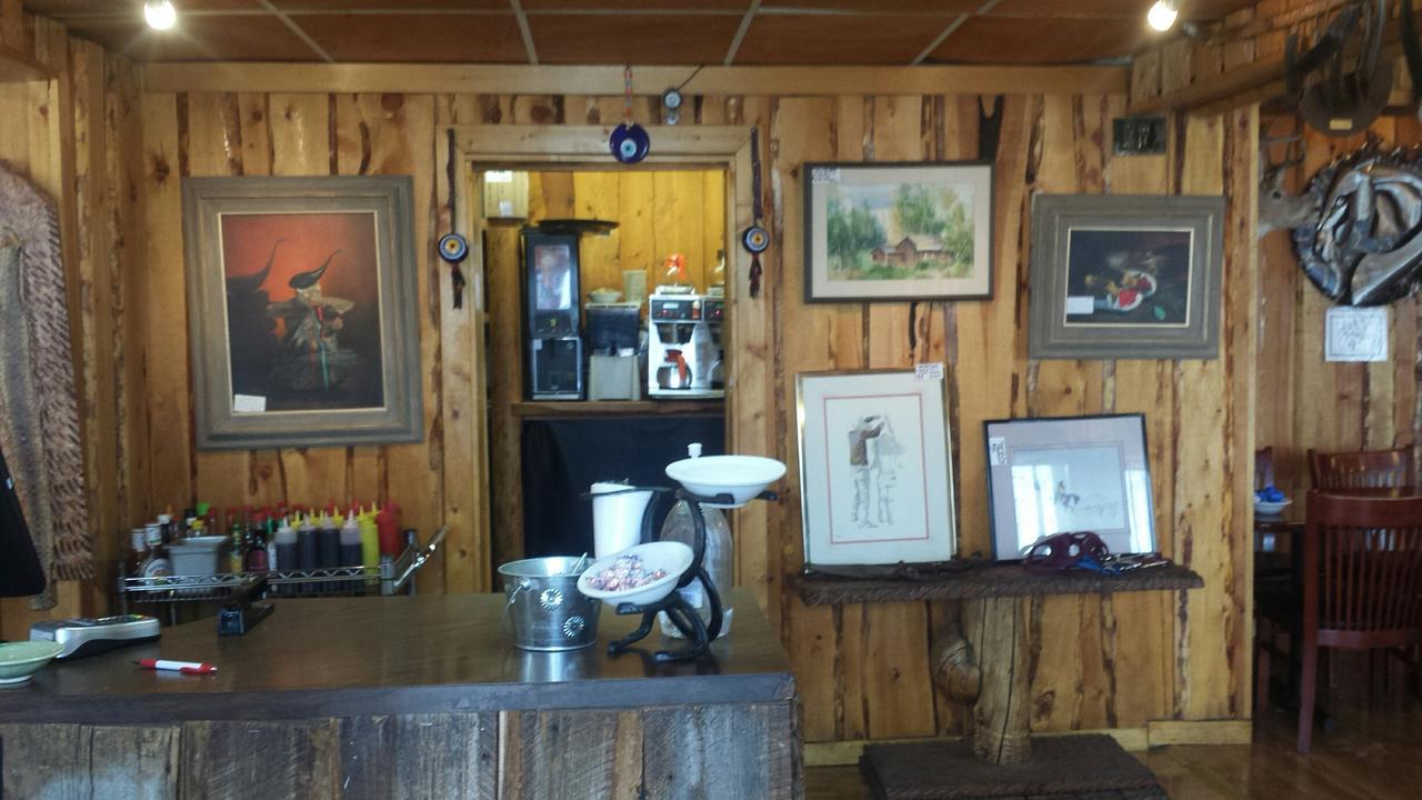 Frontier Lodge Lander Bagian luar foto